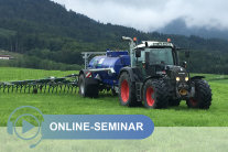 Traktor mit Güllefass auf einer Wiese; Schriftzug Online-Seminar